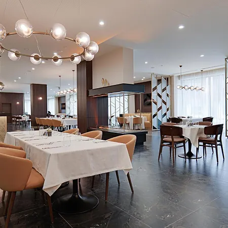 Complex Samelyon ホテル サモコフ